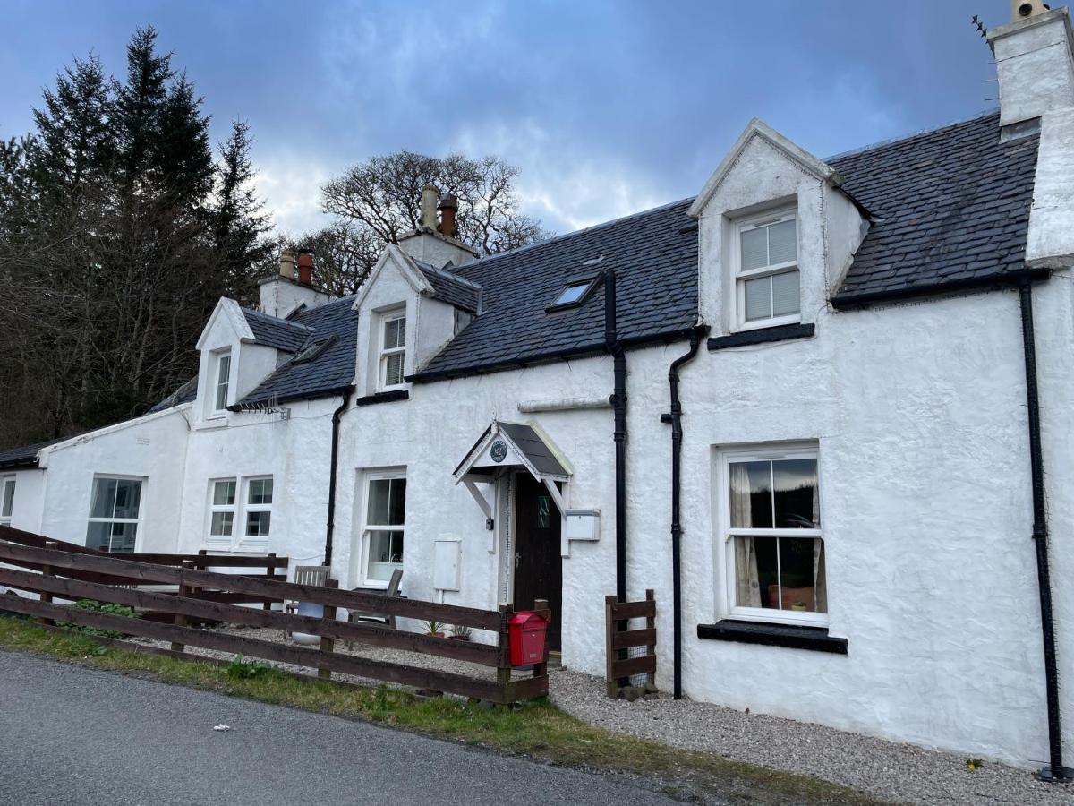 1 Keepers Cottage Skeabost Bridge Isle Of Skye Екстер'єр фото